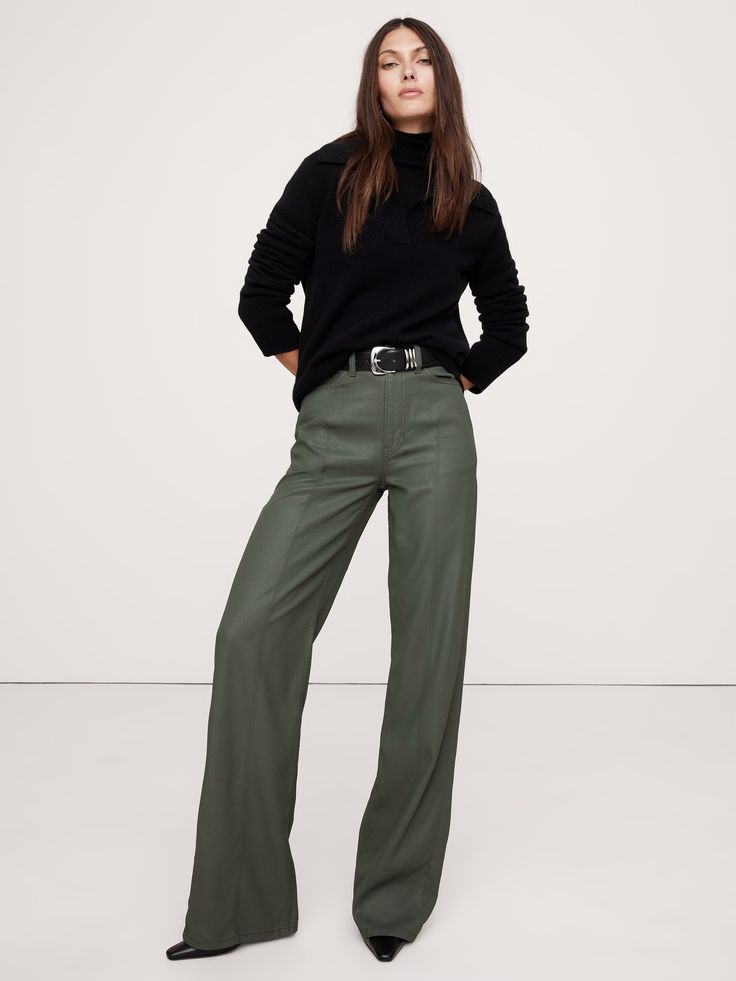 The Coated Denim Pintuck Jean | Banana Republic Coated Denim Outfits, Work Capsule Wardrobe Business Casual, Jenna Lyons Style, Created Colorful, Coated Jeans, Coated Denim, Fall Attire, Womens Wide Leg Pants, Feminine Fashion