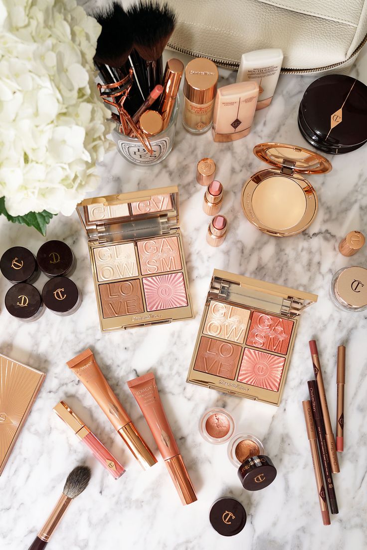 Charlotte Tilbury Glowgasm, Makeup Drugstore, Eye Glitter, Collection Makeup, Makeup Sephora, Natasha Denona, Jaclyn Hill, Makeup Blogger, Blogger Tips