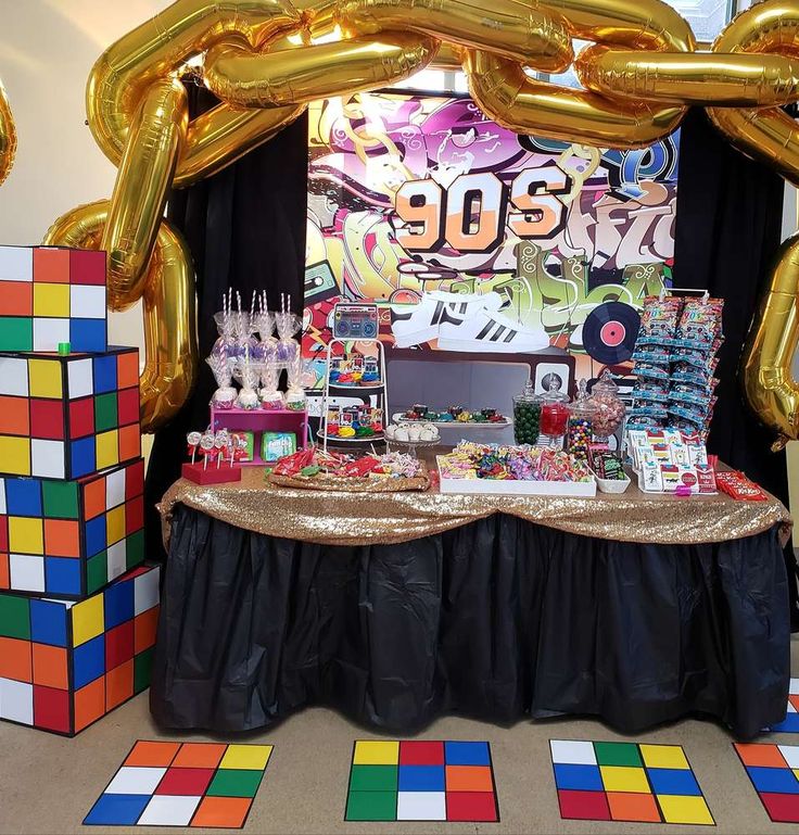 Turn back time with these 90s theme party decorations - Get inspired here