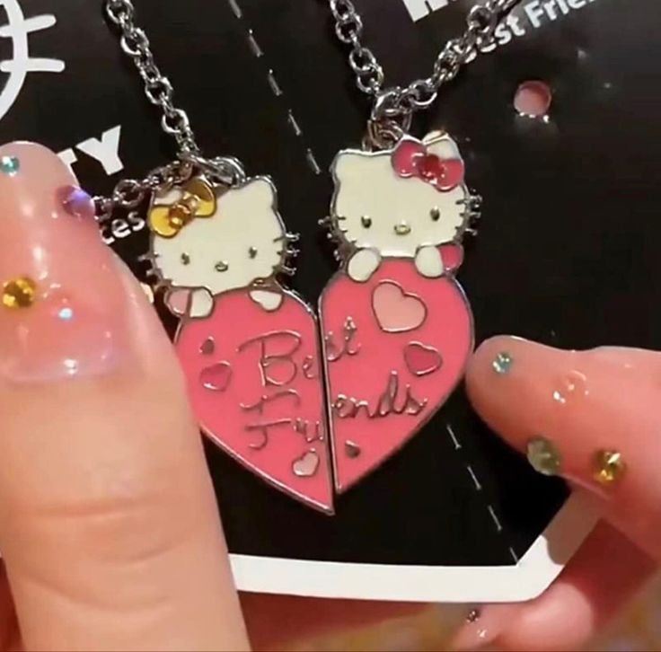 hello kitty sanrio jewelry matching gift Hello Kitty Bff Necklace, Bsf Matching Necklaces, Bff Necklaces For 2 Aesthetic, Matching Things With Bestie, Matching Stuff For Best Friends, Bff Jewelry For 2 Best Friend Bracelets, Matching Necklaces For Best Friends, Matching Bff Bracelets, Bff Necklaces For 2