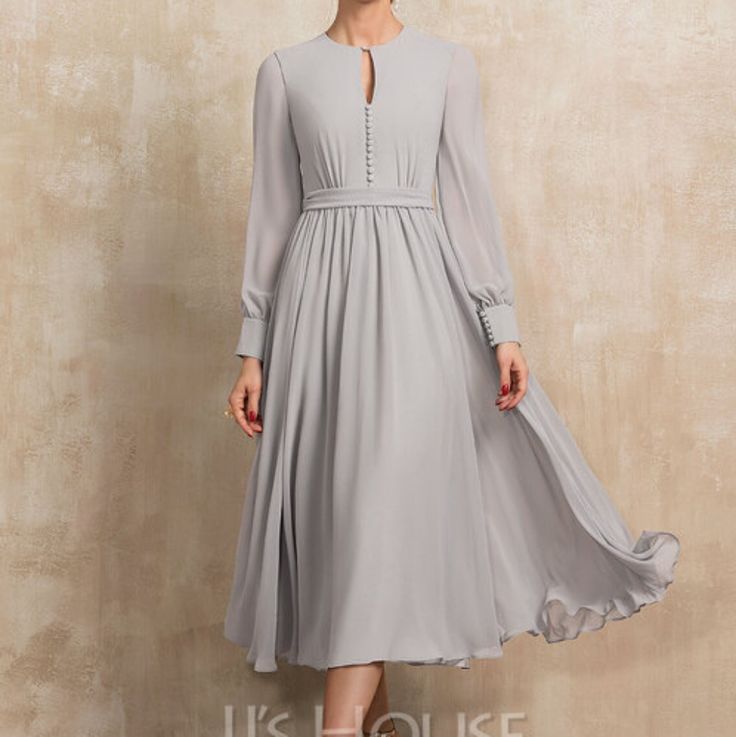 Jj's House A-Line Scoop Neck Tea-Length Chiffon Dress Light Grey (Model Photos Best Reflect Actual Color) Nwt, Never Worn Size Us 12 Bust: 38" Waist: 31" - Superb And Astonishing, This Mother Of The Bride Dress Is A Delicate And Festive Style. - A Peekaboo Bodice Accented With Stylish Buttons Offers A Tasteful Look. - A Stylish Sash Secured At The Back With A Bow Tie Encircles The Waist. -The Lighthearted Chiffon Skirt Flows Naturally To Half Past The Knees. Cocktail Dresses Online, A Line Cocktail Dress, Sage Dress, Chiffon Cocktail Dress, Embroidered Lace Dress, Mothers Dresses, Bride Clothes, Tea Length Dresses, Mother Of The Bride Dress