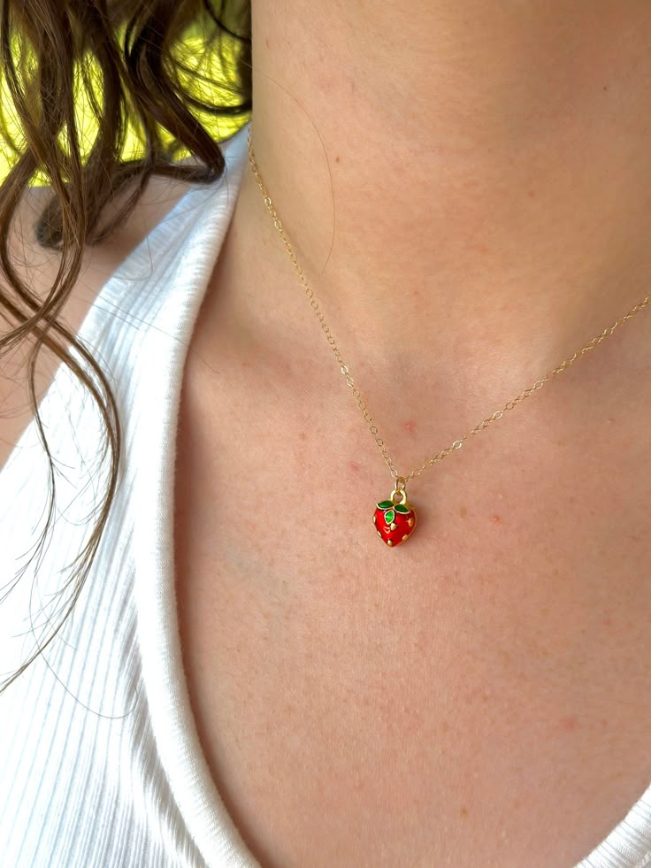 This beautiful and dainty strawberry necklace is :  - Handmade by a small business owner in OK - Made with high-quality 14K gold filled clasps, jump rings, and extender - Available in 3 lengths, 14-16", 16-18", and 18-20" - Water and sweat proof - Hypoallergenic  - Packaged in a beautiful G&G satin bag --------------------------------- Strawberry themed gift, strawberry lover, red strawberry necklace, tiny strawberry necklace, dainty strawberry necklace Stylish Mangalsutra Design, Simple Cute Jewelry, Cute Handmade Necklaces, Fruit Jewellery, Strawberry Accessories, Summer Necklaces, Strawberry Things, Necklaces Red, Minimalist Necklace Silver