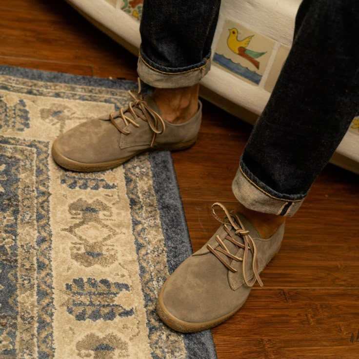 Incredibly versatile, super comfortable. Made with the softest suede, our Sun-tans pair well with everything from jeans to chinos. Lems Shoes Men, Shoes Men Casual, Cool Mens Style, Mens Fashion Italy Fall, Men’s Work Shoes, Shoes With Jeans Men, Mens Dress Sneaker, Mens Italian Style, Mens Suede Shoes