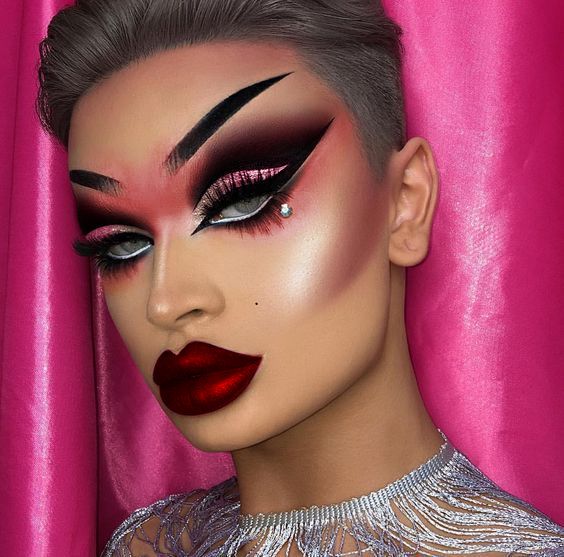 How To Do Drag Makeup, Cute Drag Makeup, Beginner Drag Makeup, Drag Makeup Looks, Drag Makeup Ideas, Red Drag Makeup, Easy Drag Queen Makeup, Drag Queen Makeup Tutorial, Valentines Drag Makeup