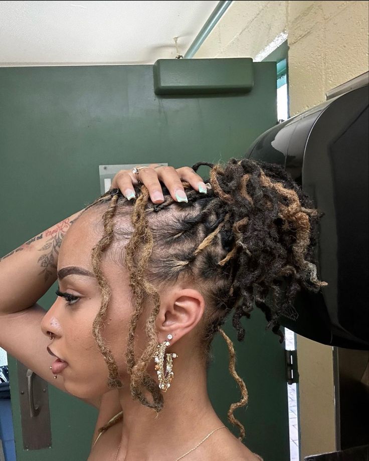 Loose Curl Locs, Locs With Dress, Bday Loc Styles, Fancy Dreadlocks Hairstyles, Fancy Locs Hairstyles, Loc Hairstyles Updo, Prom Locs Hairstyles For Women, Curled Loc Styles, Prom Hairstyles Locs