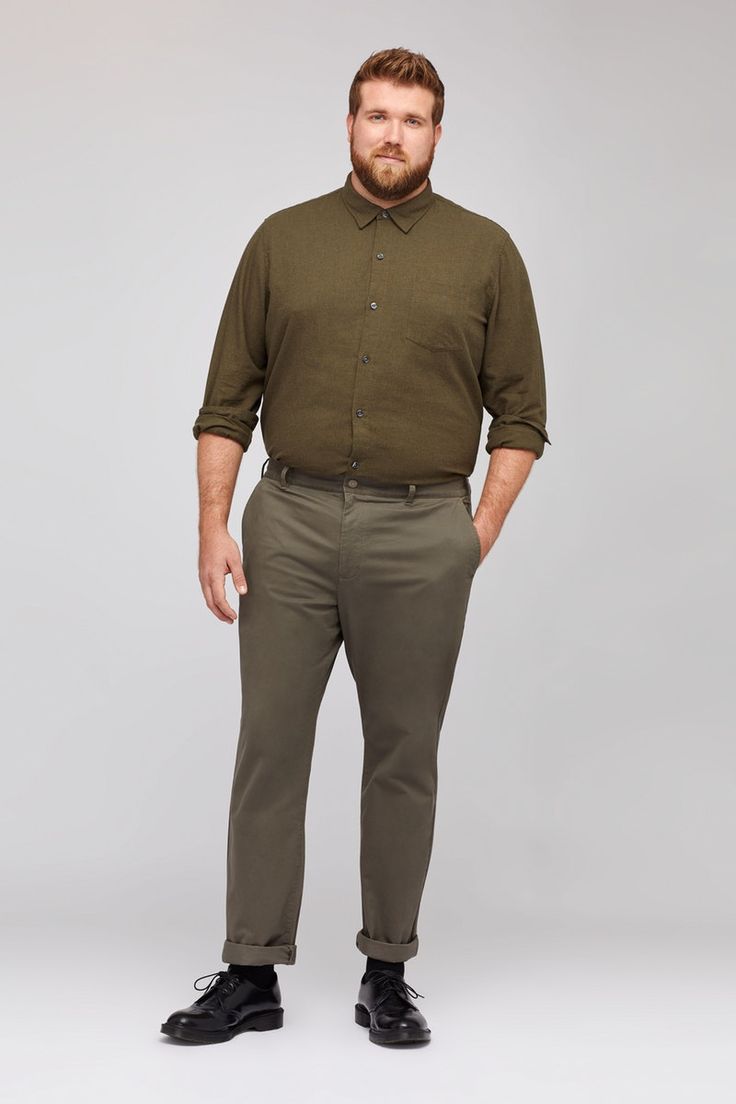 Big & Tall Gift Guide Picks from Bonobos- Stretch Washed Chinos Plus Size Man Drawing Reference, Outfit Ideas For Big And Tall Men, Poses For Plus Size Men, Big Men Outfit, Big Man Fashion, Plus Size Men Outfits Mens Fashion, Mens Fashion Plus Size, Big Men Fashion Plus Size, Plus Size Mens Outfits