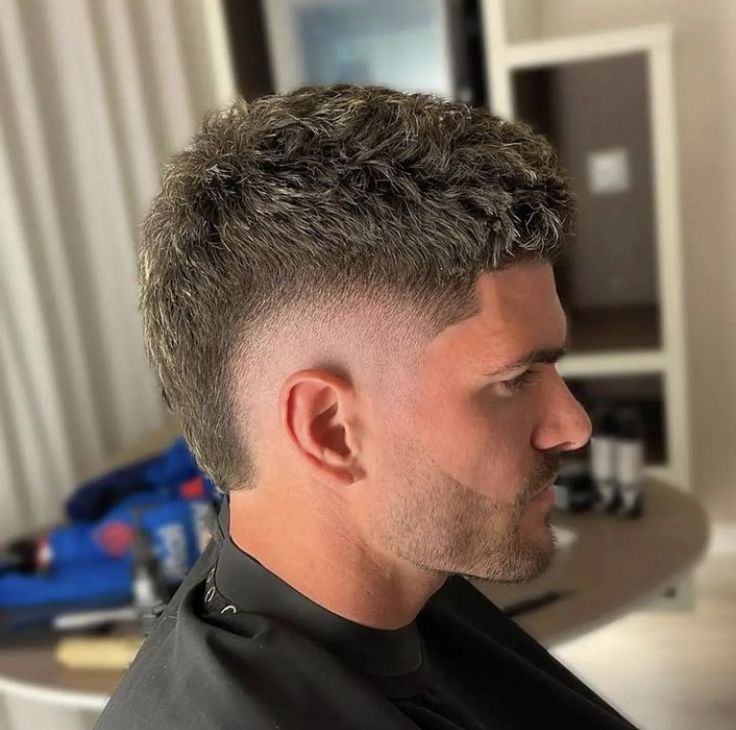 Mens Haircuts Thick Hair, Hair Types Men, Very Short Hair Men, Boys Fade Haircut, Fade Haircut Curly Hair, Mid Fade Haircut, Men Fade Haircut Short, Mullet Fade, Short Hair With Beard