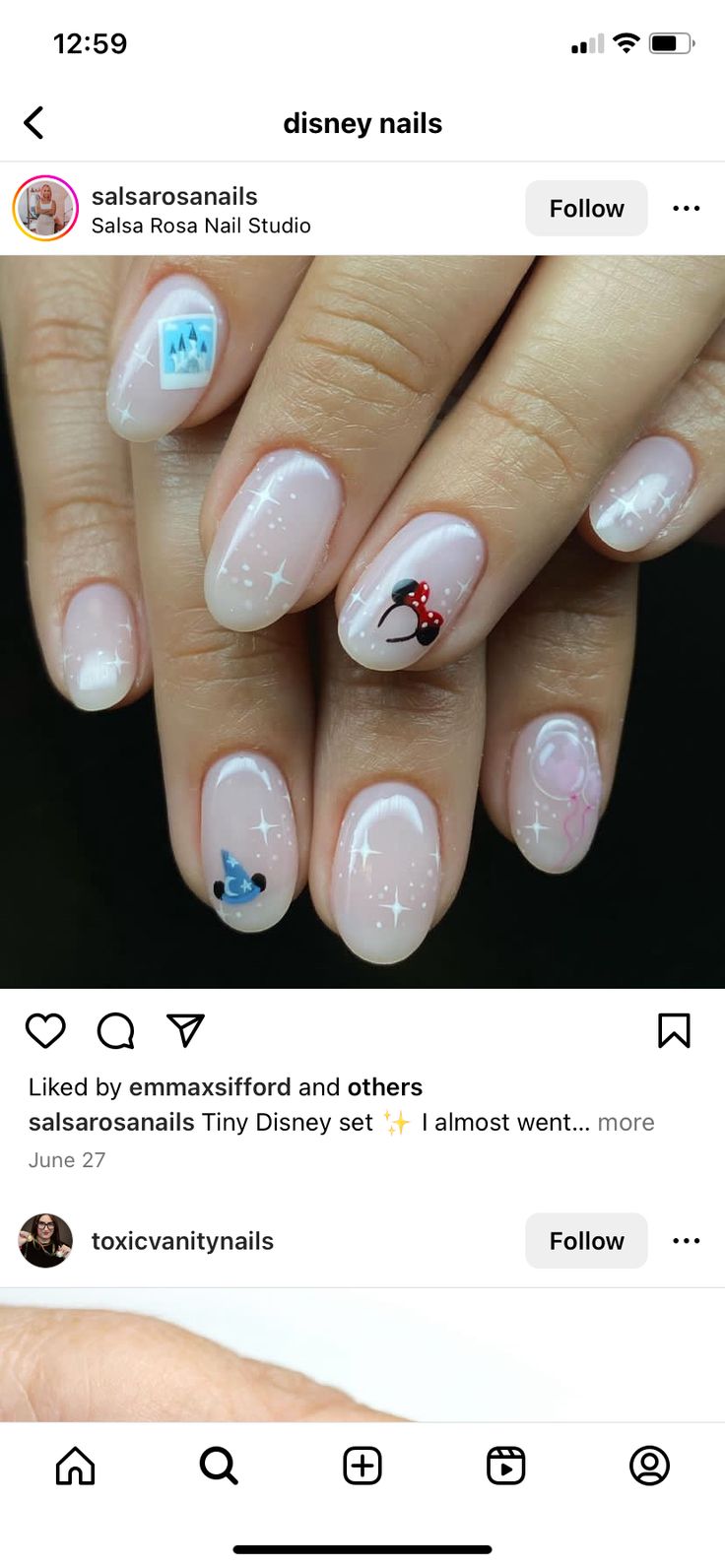 Snow White Theme Nails, Vacation Nails Disney, Lowkey Disney Nails, Gel Nails Ideas Short Disney, Disney Nails Cruise, Disney Square Nails, Short Disney Christmas Nails, Disney Cruise Nail Art, Disney Parks Nails