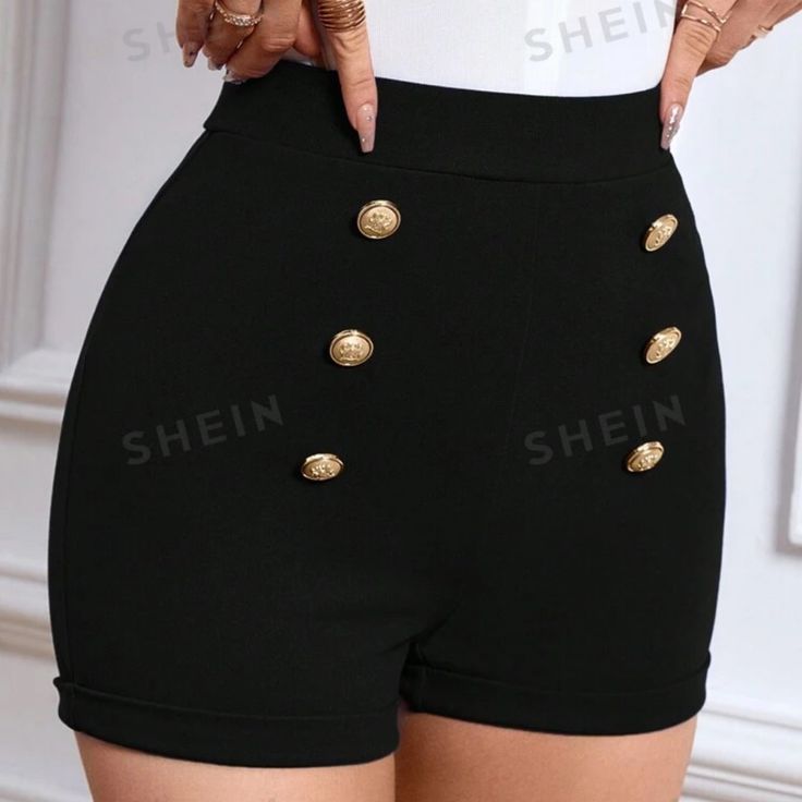 Shein Priv High Waist Button Detail Shorts Size: M In Original Packaging High Waist Black Shorts Outfit, Black Shorts Outfit, Gothic Shorts, King Anime, Shein Shorts, Teen Outfits, Black High Waisted Shorts, Shorts Outfits, Dress Shorts