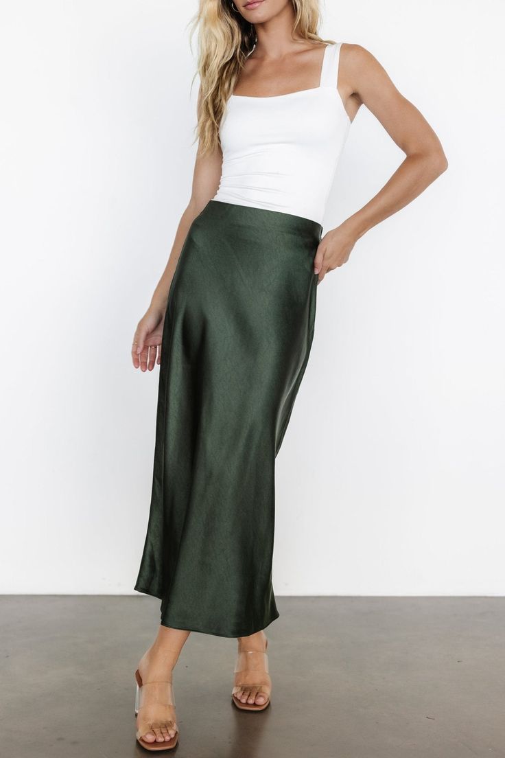 Green Satin Skirt Outfit, Green Satin Skirt, Green Silk Skirt, Satin Skirt Outfit, Closet Basics, Style Analysis, Satin Maxi Skirt, Bias Cut Skirt, Baltic Born