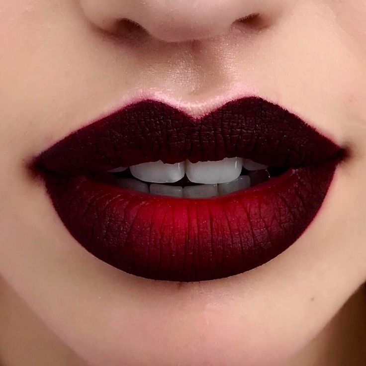 1,615 Likes, 47 Comments - Violette (@violette_fr) on Instagram: “In @ellefr this week !!! My favorite lips look, black-red rose petal inspired 💄🌹💥💥💥💥 by…” Red Ombre Lips, Lip Ideas, Maquillage Kylie Jenner, Dark Red Lipstick, Ombre Lipstick, Vampire Stuff, Lipstick Dark Red, Dark Lip, Lip Sticks