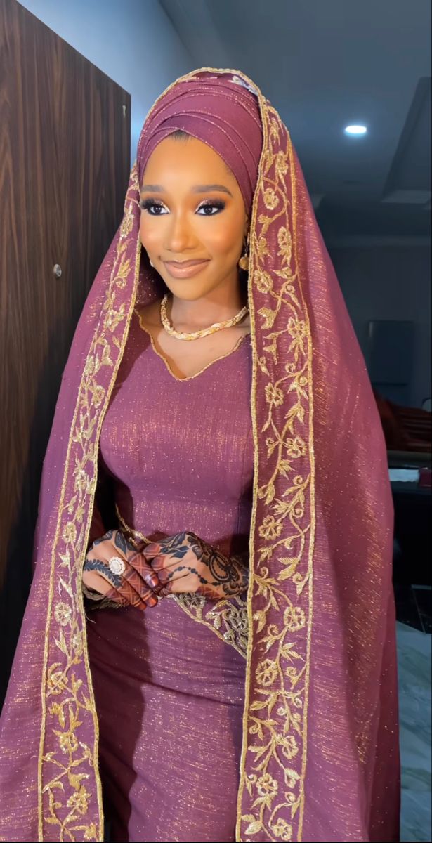 Nigerian Nikkah Outfit, Northern Nigerian Brides, Fulani Wedding Dress, Hausa Wedding Dresses Brides, West African Clothing, Bold Fashion Outfits, Hausa Bride, Hausa Wedding, Nikkah Wedding