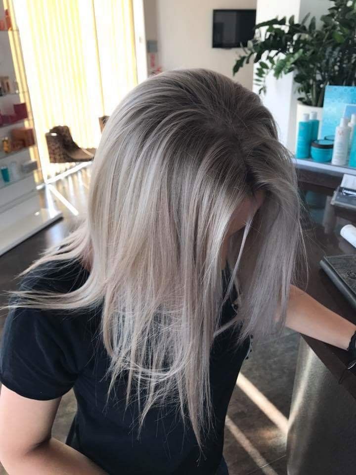 Blondish Grey Hair, Silver Hair Brown Eyes, Ashy Silver Blonde Hair, Blond Grey Hair, Silver Blonde Hair Balayage, Brown Silver Hair, Grey Balayage Hair, Grayish Blonde Hair, Gray Blonde Hair