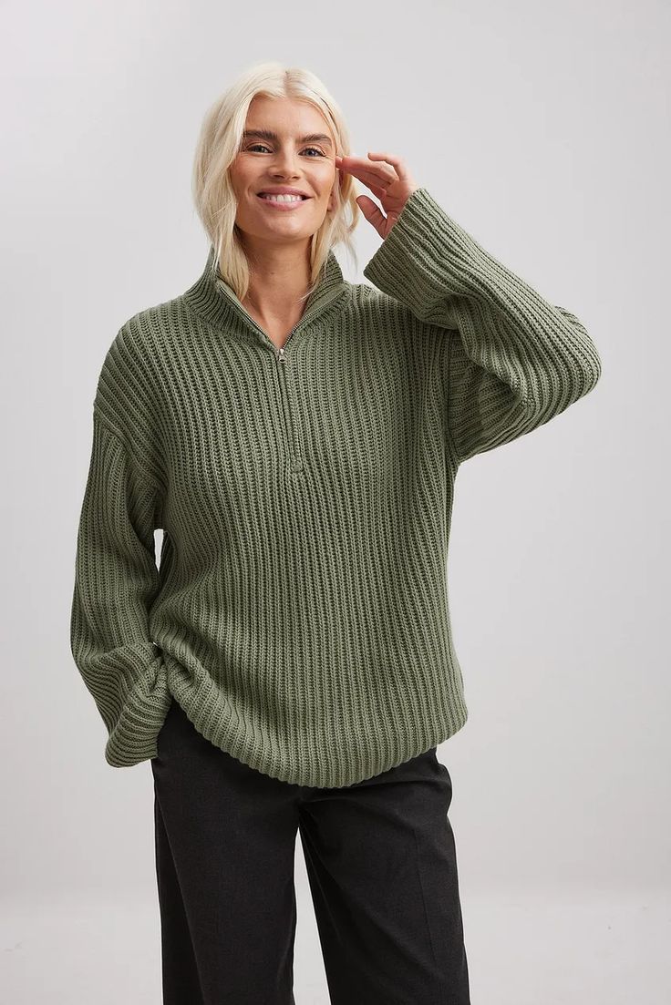 High Neck Zipped Knitted Sweater Green | NA-KD Beige Pullover, Pull Sweat, Polo Neck, Future Fashion, Beige Sweater, Knitted Jumper, Green Sweater, Zip Sweater, Na Kd