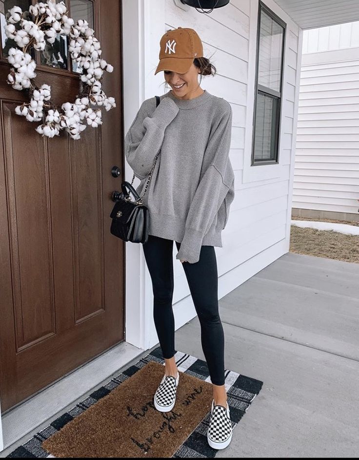 Casual Working Mom Outfits, Stitch Fix Style Board, Women Comfortable Outfits, Hipster Mom Outfits, Casual Sheek Outfits, Nike Platform Sneakers Outfit, Fall Attire For Women, Fall Athleisure Outfits, Blonde Outfits