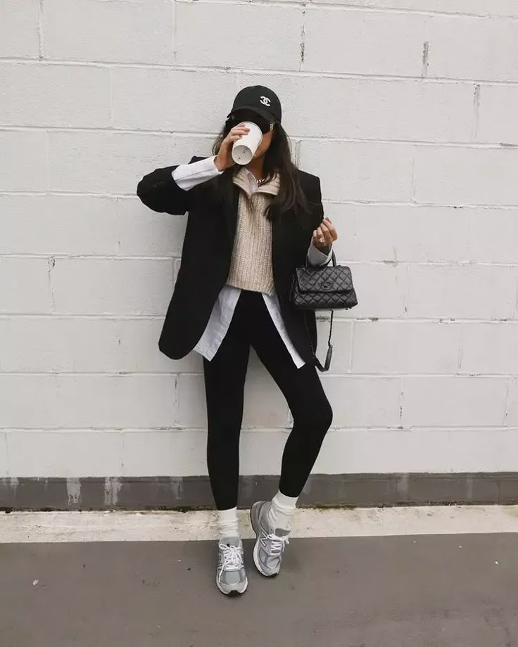 Black Leggings Outfit Winter, Leggins Outfit, Outfits Leggins, Black Blazer Outfit, Leggings Outfit Winter, Leggings Outfit Fall, Stile Casual Chic, Leggings Outfit Casual, Look Legging