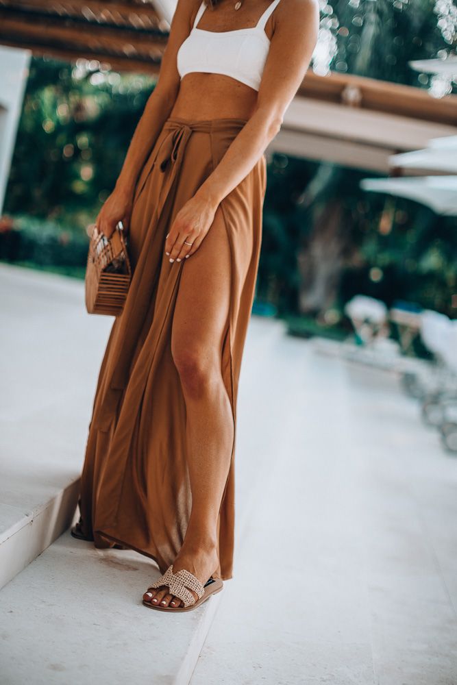 Vacation Style: Cover-Up Pants - Cella Jane Clothes For Cancun Vacation Outfit Ideas, Vacation Cover Ups, Beachy Dresses Vacation, Pool Cover Up Outfits, Resort Looks Outfits, Outfits For Jamaica Vacation, Beach Cover Up, Boho Vacation Outfits, Resort Outfits Vacation