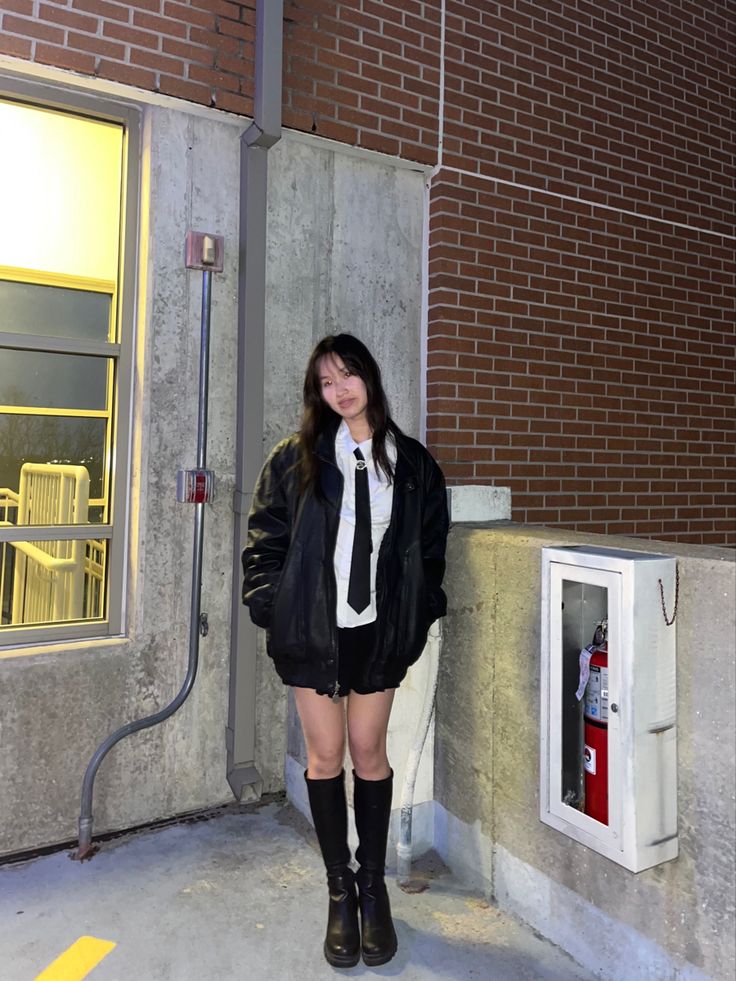 Suit Skirt Outfit Korean, Black Pinstripe Shirt Outfit, White Collar Shirt Outfit Aesthetic, White Shirt As Jacket Outfit, Tie And Button Up Shirt Outfit, Tie Leather Jacket Outfit, Cute Tie Outfits For Women, Leather Jacket Shirt Outfit, White Shirt And Tie Women