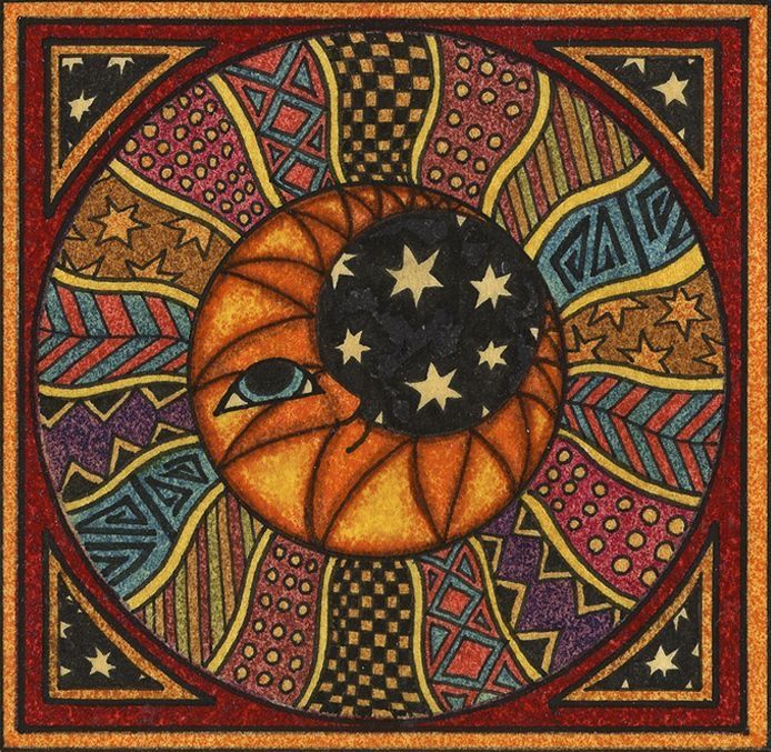 an image of a sun with stars in the center and other designs on it,