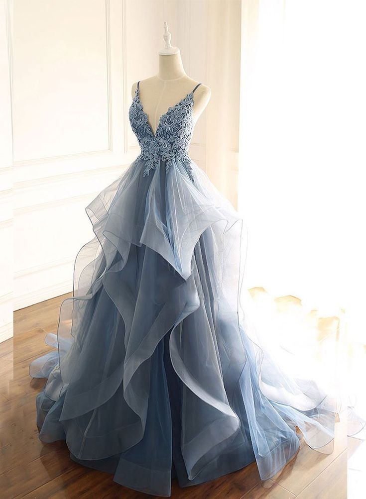 Dark Blue Prom Dresses, Dark Blue Prom Dress, Grey Evening Dresses, Ruffle Prom Dress, Beading Embroidery, Gaun Fashion, Stunning Prom Dresses, Tulle Evening Dress, Prom Dress Inspiration