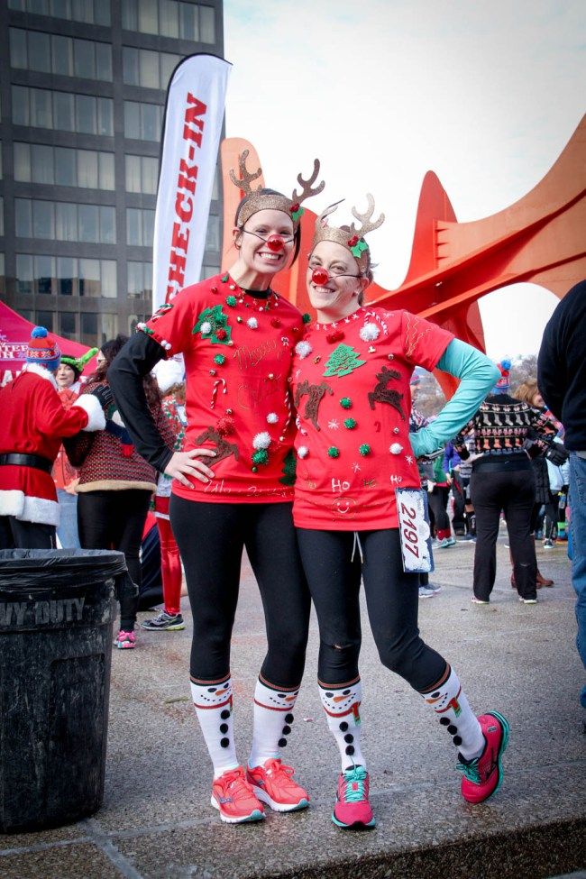 Photos: Ugly Sweater 5K! #WestMichigan Christmas 5k Outfit Running Costumes, Christmas Running Outfit, 5k Outfit, Navidad Outfit, 5k Costume, Reindeer Run, Running Attire, Running Outfits, Race Outfit