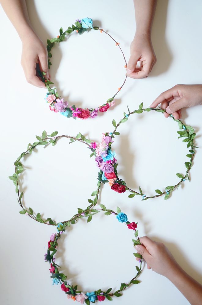 Vacation Crafts For Kids, Summer Vacation Crafts, Diy Fairy Crown, Flower Crown Craft, Diy Flower Crowns, Vacation Crafts, Fairy Headband, Flower Headband Diy, Crown Diy