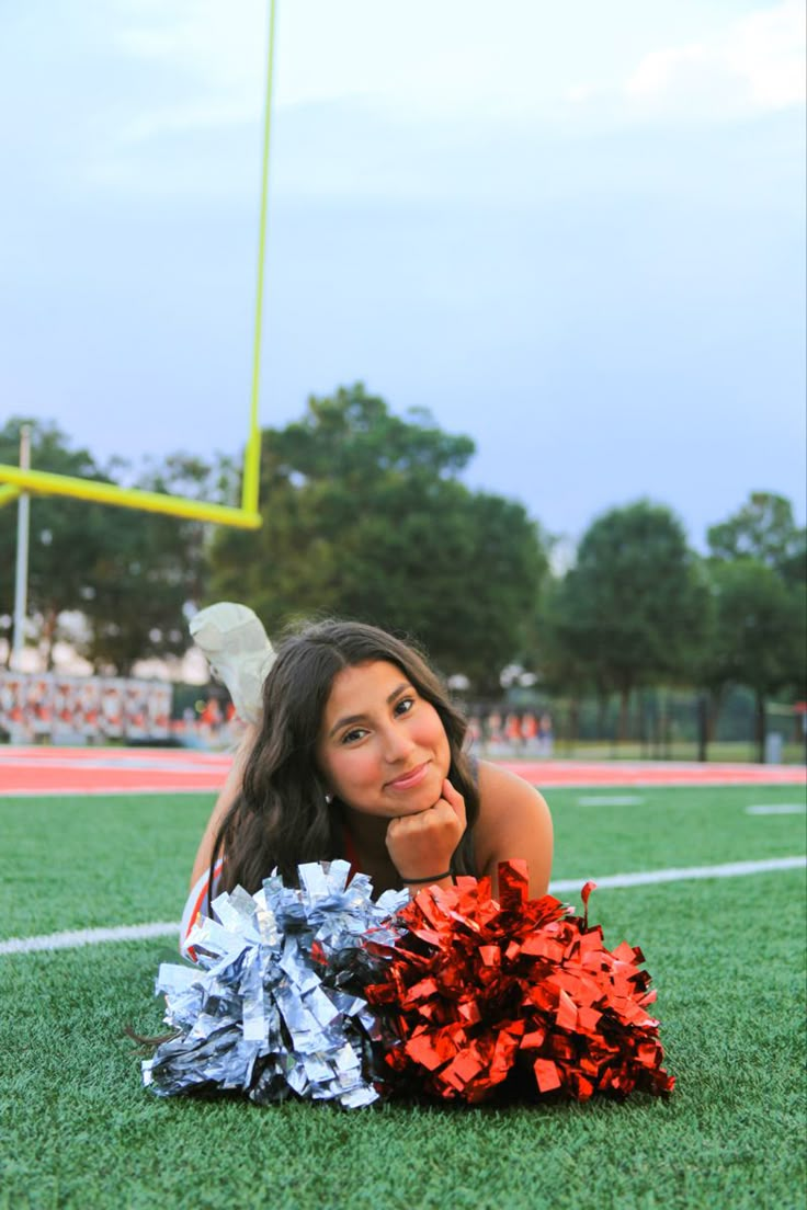 Senior Picture Ideas Cheerleading, Media Day Cheer Poses, Cheer Pictures Individual, Cheer Team Pictures Poses, Senior Picture Ideas Cheer, Cheer Poses Individual, Cute Cheer Poses Individual, Cheer Picture Poses Individual, Cheer Poses Individual Photo Ideas