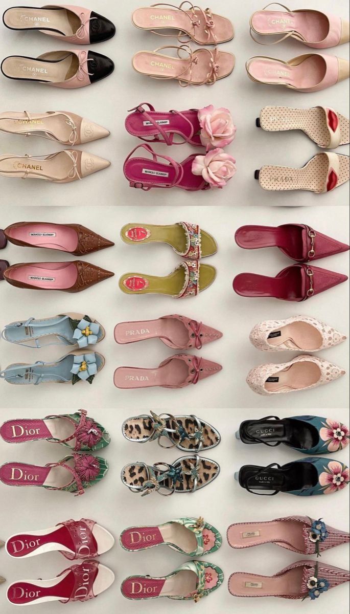 Dr Shoes, Mode Chanel, Haikou, Vintage Heels, Girly Shoes, Shoe Inspo, Aesthetic Shoes, Swag Shoes, Carrie Bradshaw