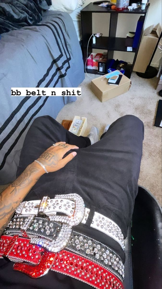 Belts Aesthetic, Y2k Stuff, Bb Belt, Streetwear Ideas, Swag Pics, Gangsta Style, Best Rapper Alive, Expensive Jewelry Luxury, Black Men Street Fashion