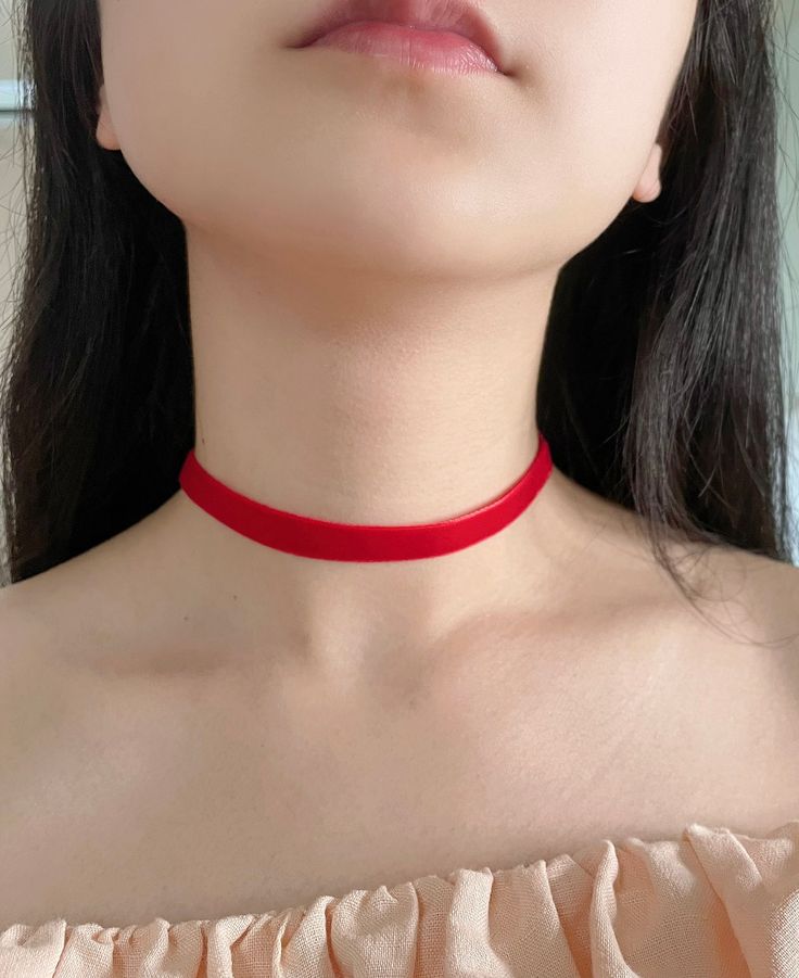 These are Velvet Chokers.  I offer three different widths  3/8",  5/8" and 1.25".   Length of Chokers = 12" long for the velvet part, then there is a 2" chain extension for added length. Red Choker, Trendy Chokers, Ribbon Choker, Velvet Choker, Necklace Red, Black Choker, Necklace Black, Halloween Ideas, Gifts For Teens