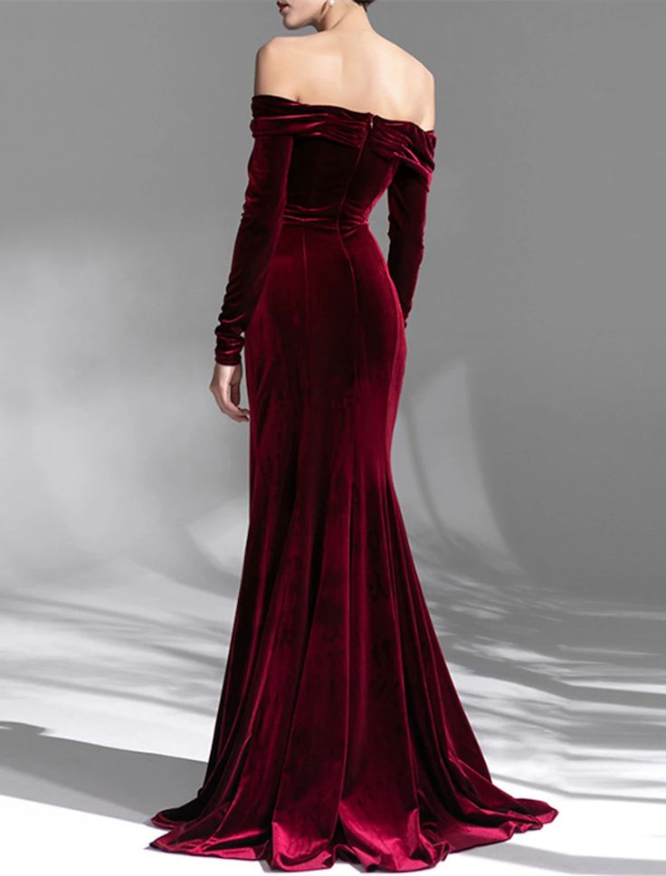 Mermaid / Trumpet Evening Gown Open Back Dress Formal Wedding Guest Sweep / Brush Train Long Sleeve Off Shoulder Velvet with Ruched Open Back Dress Formal, Dress Formal Wedding Guest, Formal Wedding Guests, Evening Dress Floor Length, Looks Party, Open Back Dress, فستان سهرة, Open Back Dresses, Mode Inspo