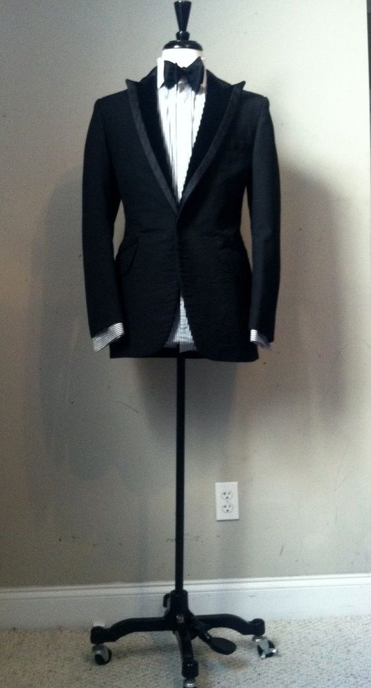 TUXEDO Smart Menswear, Wedding Tuxes, Tuxedo Ideas, Mens Formalwear, My Mister, Vintage Tuxedo, Mens Fashion Smart, Mens Formal Wear, Black Tie Affair