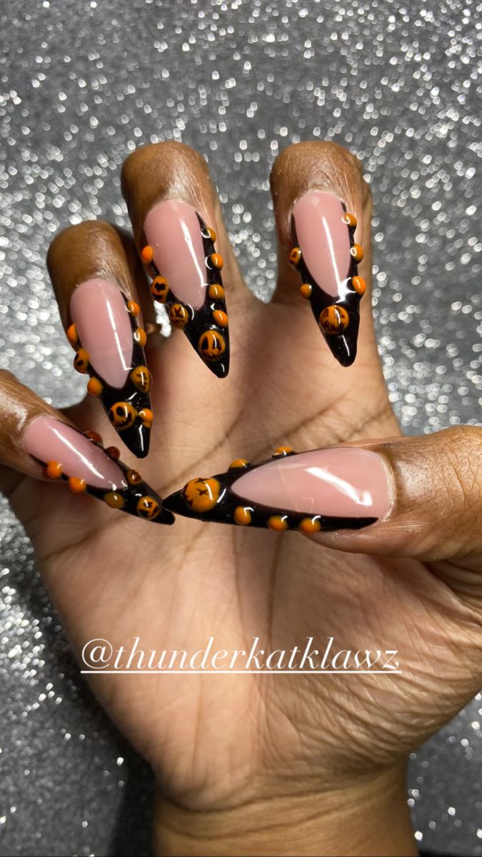 3d Pumpkin Nails, Pumpkin Nail Art, Pumpkin Nails, Stiletto Nails, Holiday Nails, Black Nails, Nail Tech, Halloween Nails, Long Nails