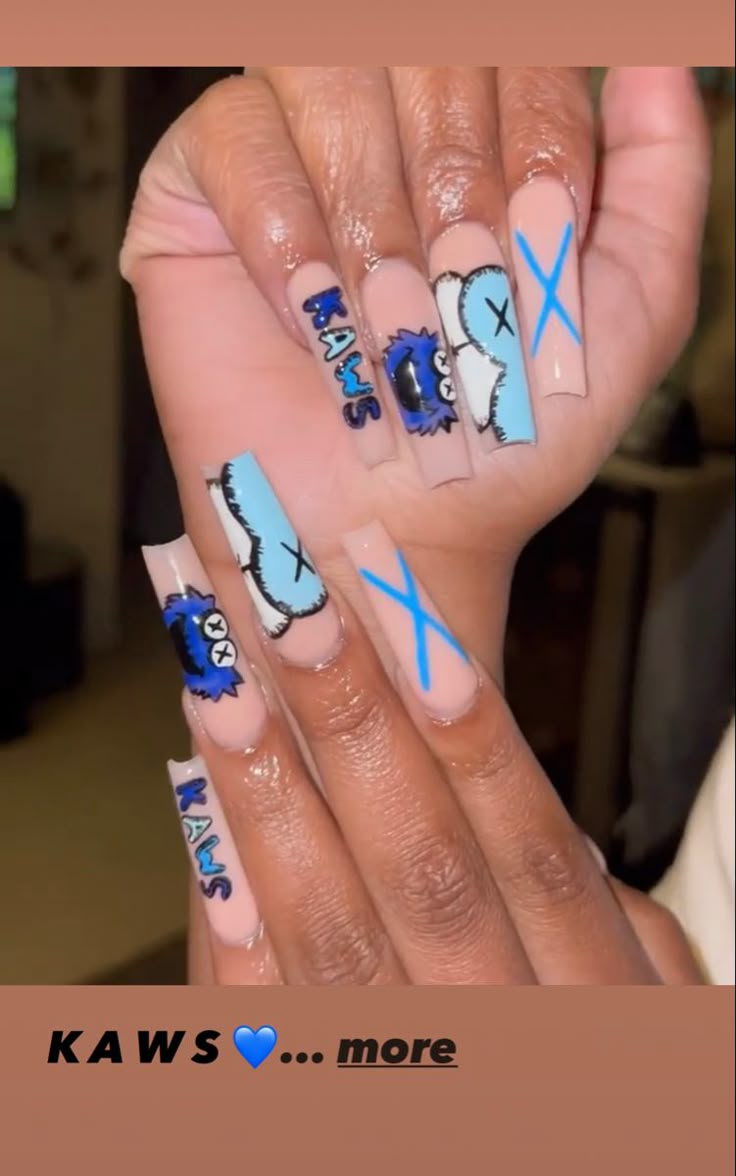 Blue Kaws Acrylic Nails, Light Blue Kaws Nails, Blue Acrylic Birthday Nails, Short Nail Designs Kaws, Animated Nail Design, Kaw Short Nails, Blue Kaws Nails Design, Kaws Nails Blue, Nails Acrylic Kaws