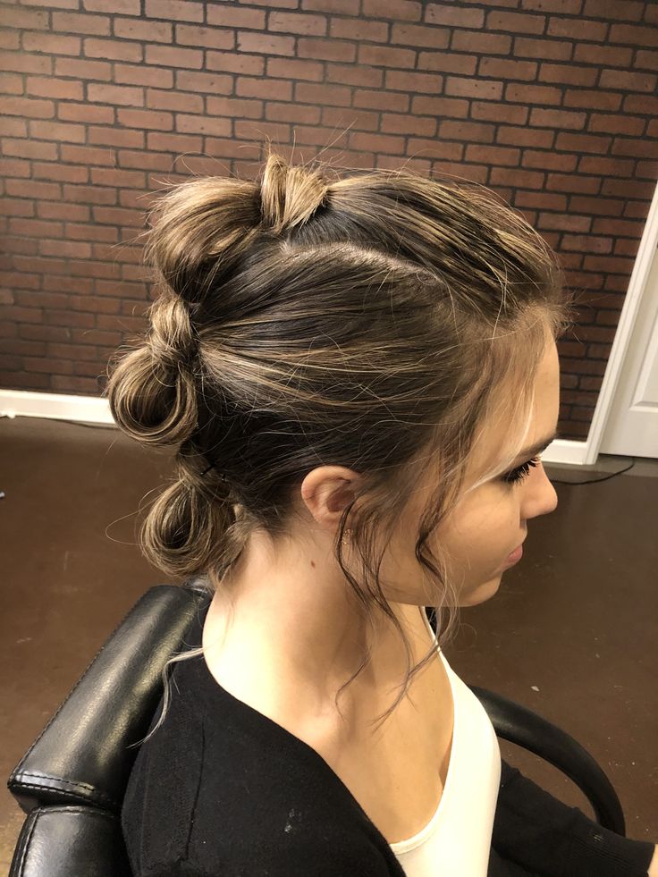 Princess Leia Inspired Hair, Star Wars Hair Styles, Rey Star Wars Hair, Rey Hairstyle, Starwars Hairstyles, Jedi Braid, Star Wars Hairstyles, Simple Hairstyles For Short Hair, Cher Hair