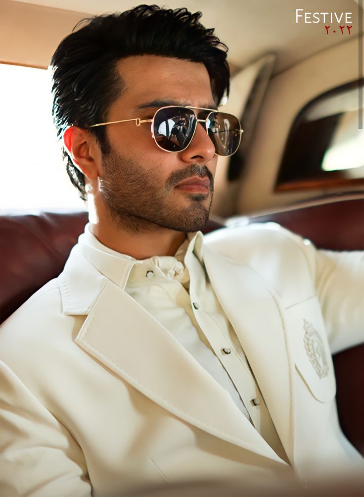 Feroze Khan, Wedding Kurta For Men, Feroz Khan, Mens Haircuts, Cute Bear Drawings, Pakistani Celebrities, Sleeves Designs For Dresses, Haircuts Short, Mens Haircuts Short