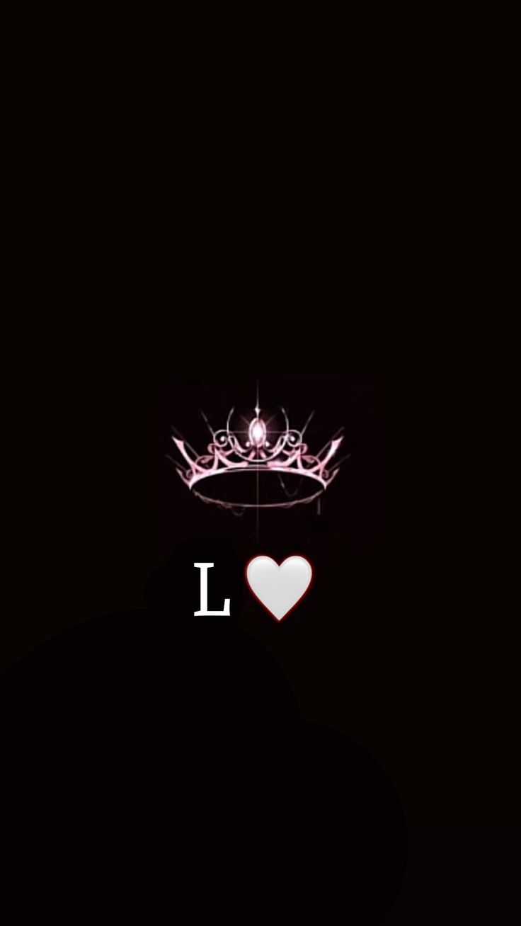 i love you wallpaper with a crown and heart in the dark, on top of a black background