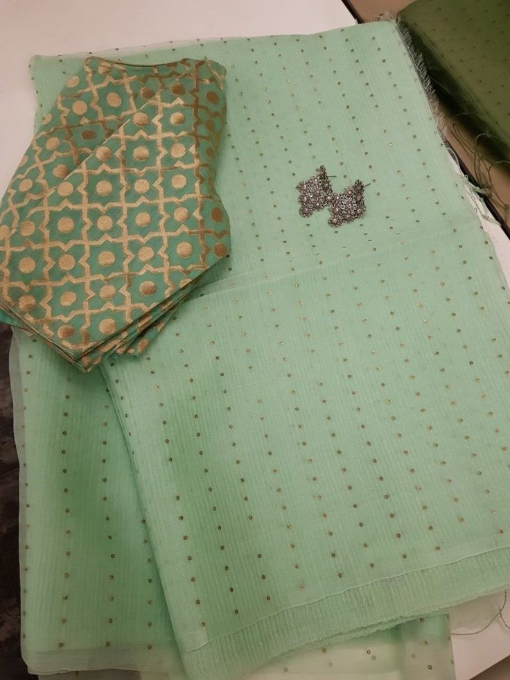 Pista Green Saree, Pista Green, Indian Sari Dress, Cotton Saree Designs, Sari Dress, Sari Blouse Designs, Indian Saree Blouses Designs, Saree Blouse Patterns, Best Dress