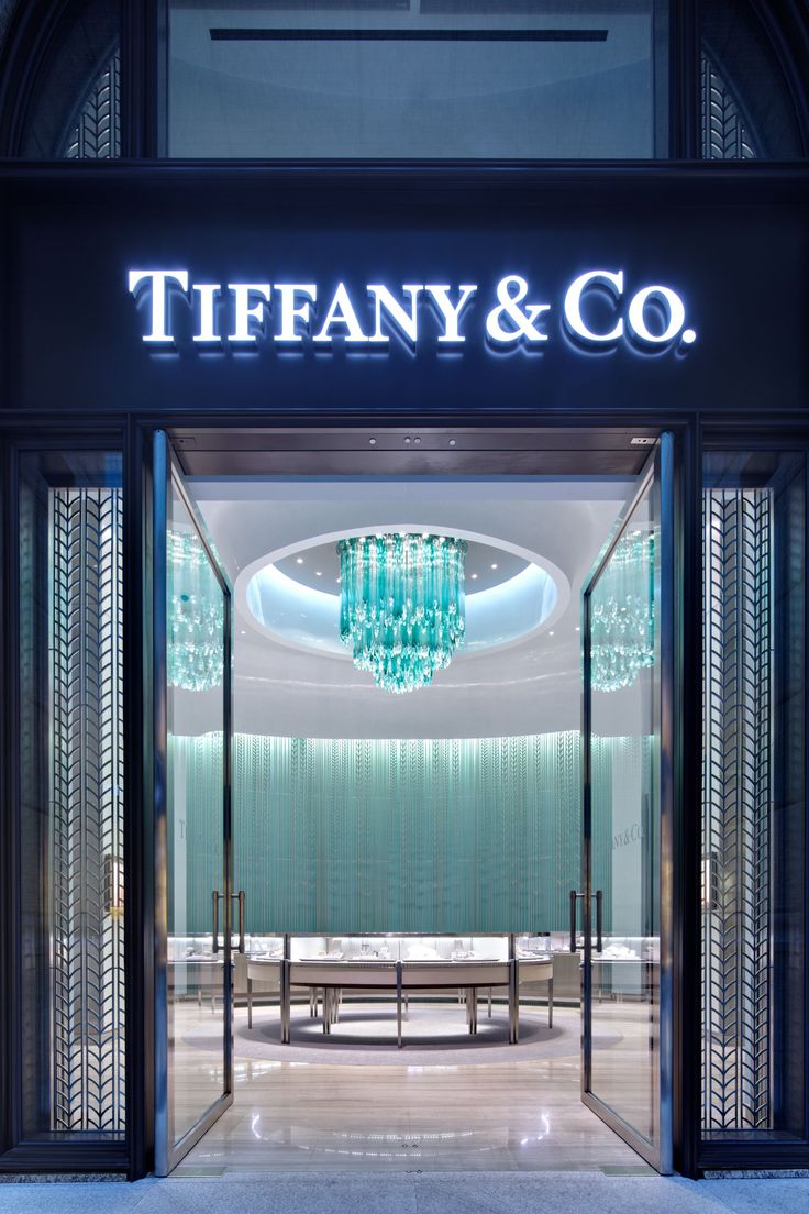 Tiffany Jewelry, Light Sculpture, 背景 シンプル, Black And White Aesthetic, Blue Box, Tiffany And Co, Tiffany Blue, White Aesthetic, Beautiful Lights