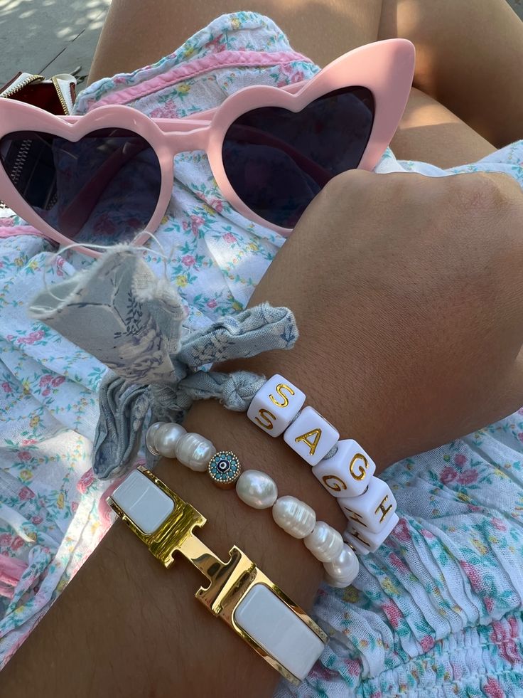 Love Shack Fancy Bracelet, Loveshackfancy Bracelets, Lsf Aesthetic, Preppy Bracelet Stack, Loveshackfancy Skirt, Inspi Makeup, Hermes H Bracelet, Pink Heart Sunglasses, Angelina Core