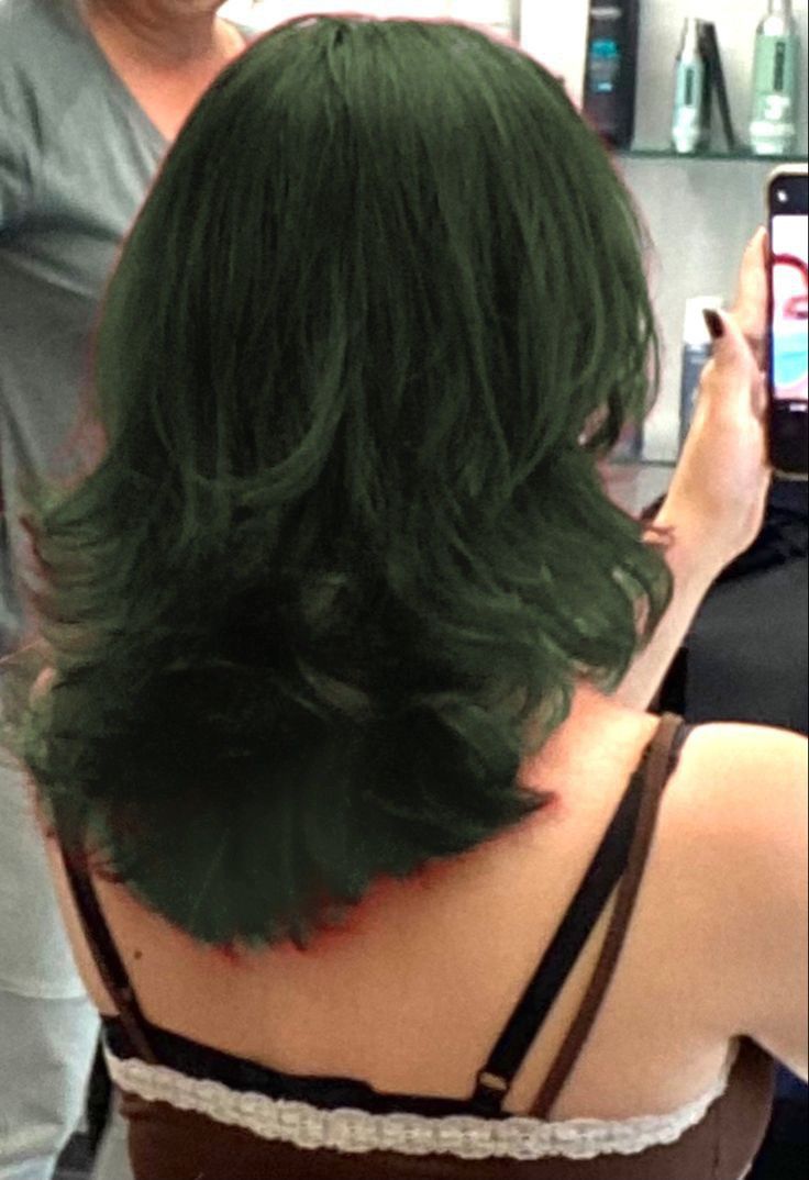 Hair Dye Green, Green Hair Girl, Hair Colour For Green Eyes, Welcome To The Dark Side, Dark Green Hair, Green Hair Dye, Best Hair Dye, Dyed Hair Inspiration, New Hairstyle