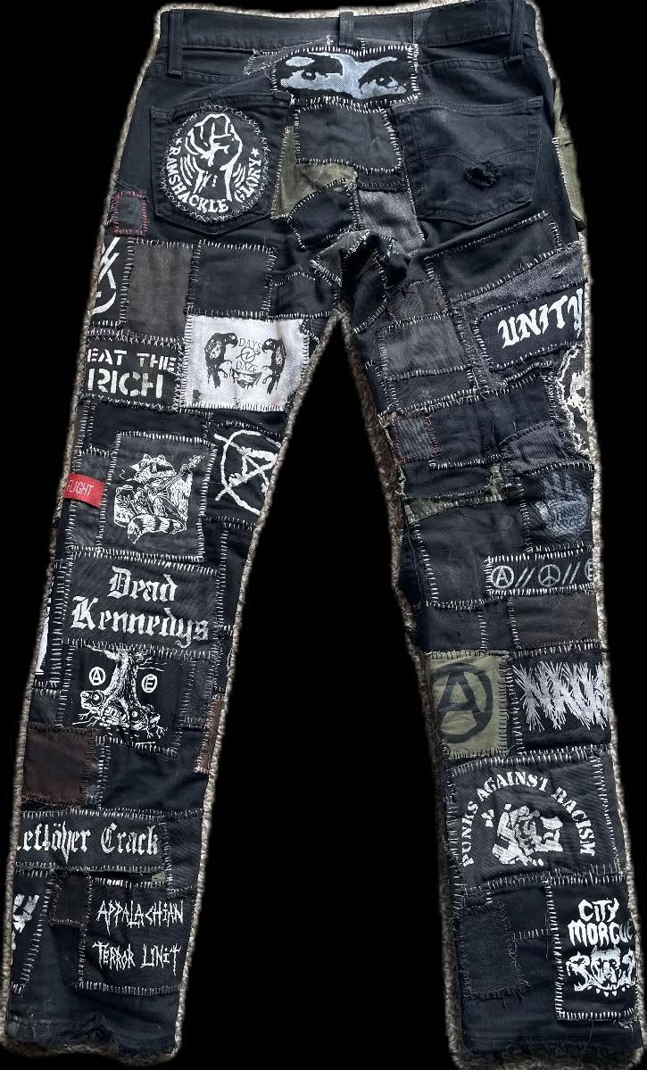 Crust pants Crust Pants Punk, Crust Jeans, Patch Pants Ideas, Crust Shorts, Crust Punk Fashion, Patch Pants Punk, Crust Punk Pants, Crust Jacket, Patch Trousers