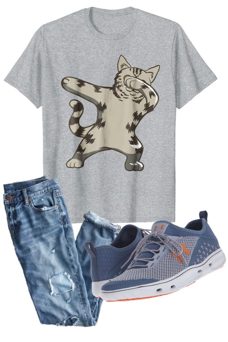 Funny Dabbing Cat Cute Gray Tabby Maine Coon Kitty T-shirt trending cool gift ideas humor sarcastic. Wear for work, school, party, friends. Gray Tabby, Cat Clothing, Cat Tshirts Funny, School Party, Cat Cute, Cat Clothes, Colour List, Trending Tshirts, Maine Coon