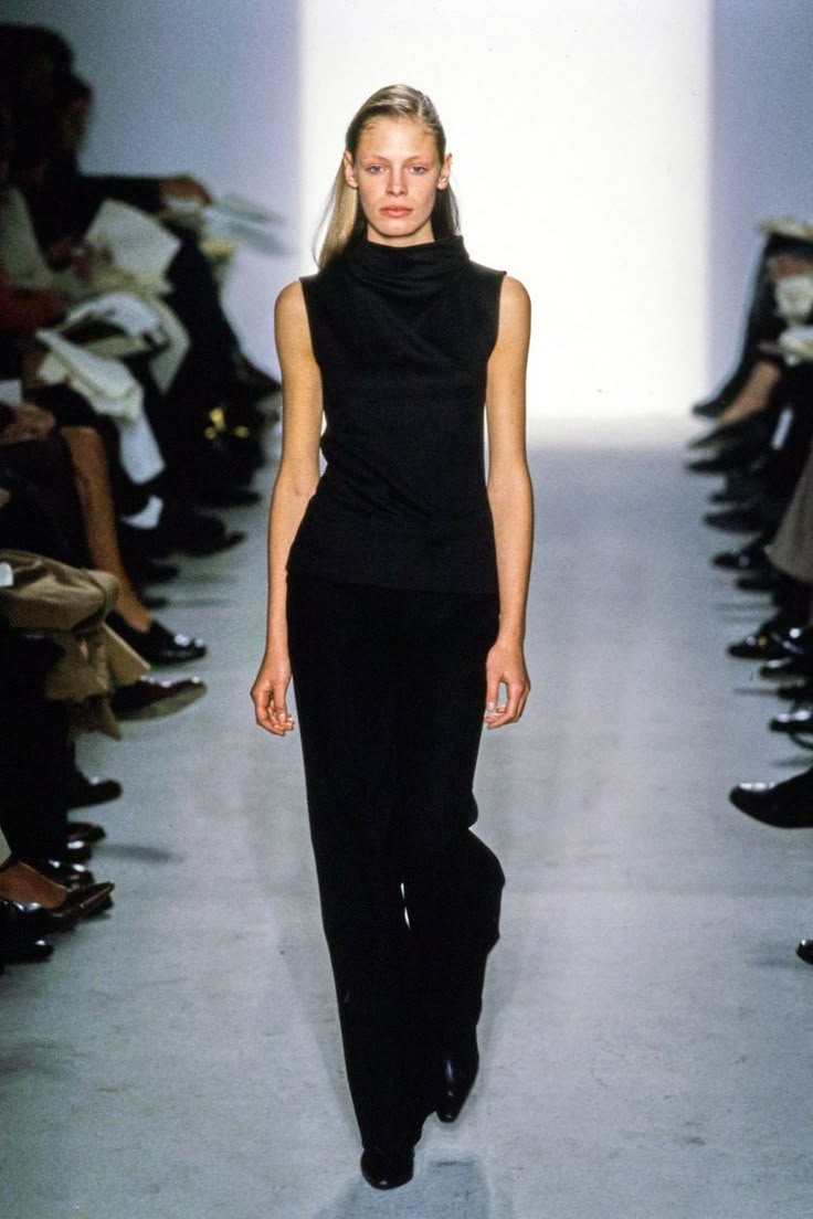 Calvin Klein 1999, Calvin Klein Runway, 90s Minimalism Fashion, 90s Minimalism, 90s Calvin Klein, 90s Runway, Calvin Klein Collection, 90s Style, 가을 패션