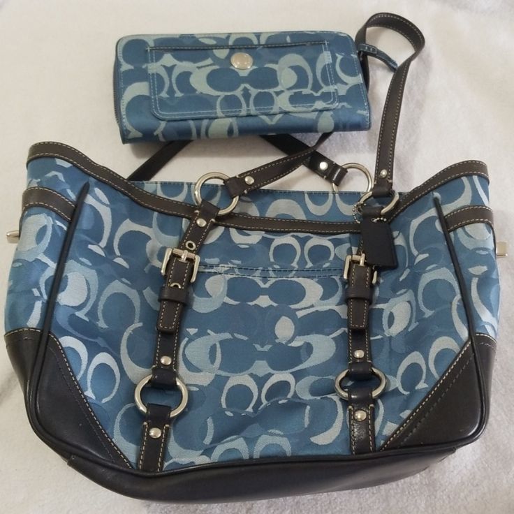 Never Been Used! This Item Is Authentic Vintage Coach. Stored In Avid Collectors Vault, Smoke & Pet Free. Please Review All Photos Carefully Before Purchasing. In Excellent Like New Without Tags Pristine Condition As Photos Reflect. Fav Products, Trendy Purses, Coach Satchel, Vintage Coach Bags, Coach Purse, Vintage Coach, Body Tattoos, Coach Purses, Blue Bags