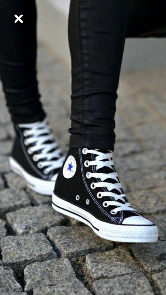 Black And White Converse, Black Converse, Nike Sneakers Women, White Converse, Girly Shoes, Womens Shoes High Heels, Star Sneakers, Converse Sneakers, Fashion Black