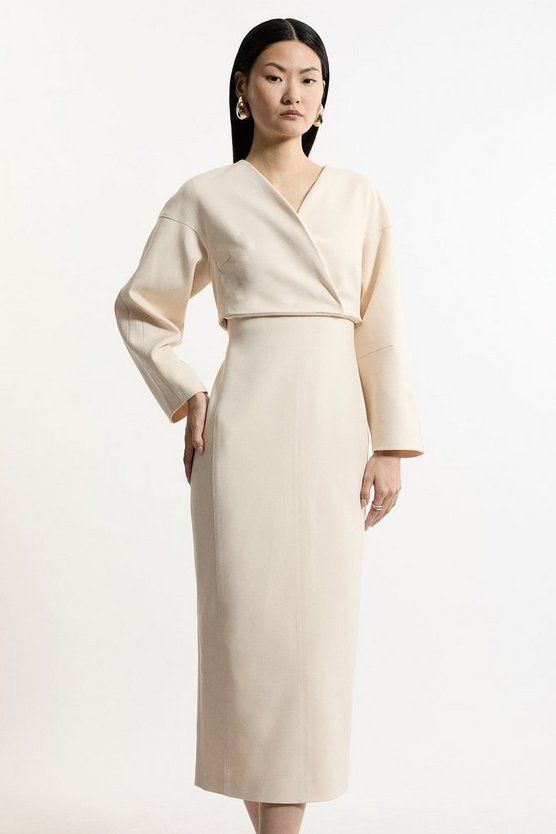 Structured Crepe Tailored Sleeveless Seam Detail Midi Dress | Karen Millen Simple Midi Dress, Petite Wedding Guest Dresses, Plus Size Workwear, Petite Coat, Tall Dresses, Fall Outfits For Work, Trending Sunglasses, White Dresses, Understated Elegance