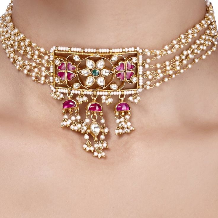 Indian Wedding Jewelry Sets, Simple Choker, Kundan Work, Antique Necklaces Design, Choker Necklace Designs, Modern Gold Jewelry, Jewelry Set Design, Antique Bridal Jewelry, Indian Jewellery Design Earrings