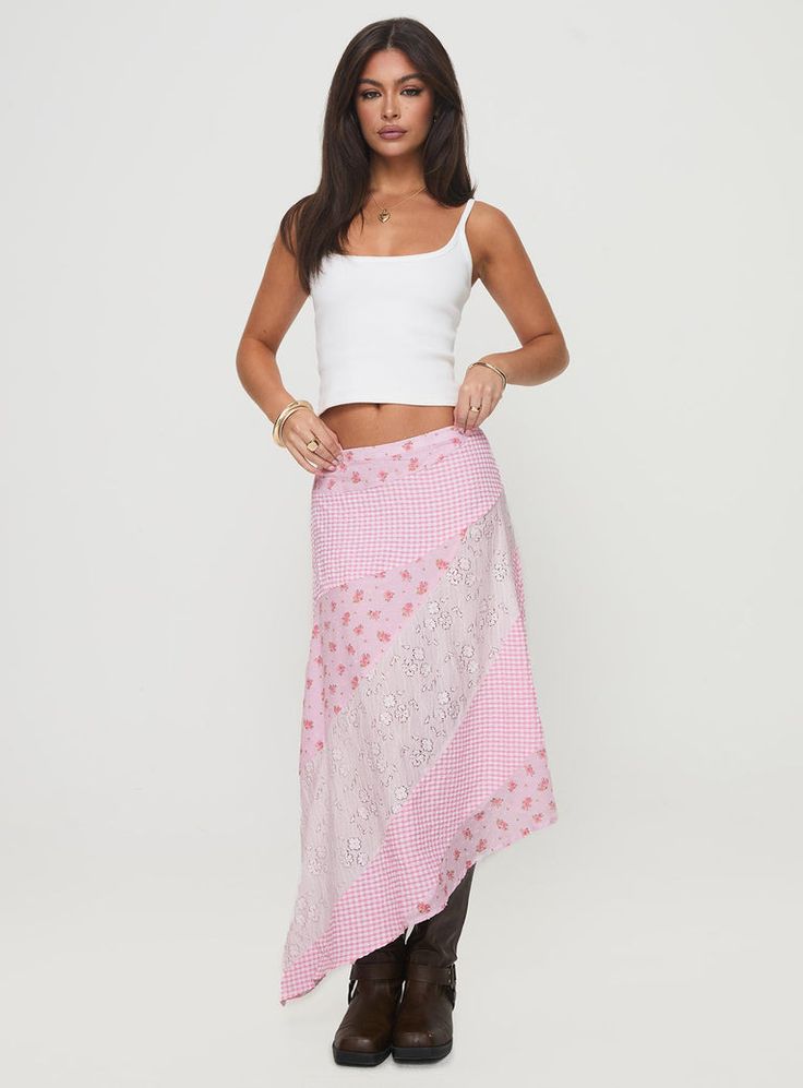 Rennar Maxi Skirt Multi Funky Skirts, Nyc Spring Outfits, Long Pink Skirt, Nyc Wardrobe, Style Nanda, Alpha Delta Pi Sorority, Pastel Skirt, Patterned Skirts, Pink Skirts