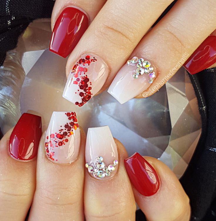 Wedding Nails With Red For Bride, Red And White Nails For Wedding, Red Wedding Nails For Bride Acrylic, Red And White Wedding Nails For Bride, Wedding Nails Red And White, Bride Nails Red, Red And White Wedding Nails, Red Wedding Nails For Bride, Red Bridal Nails